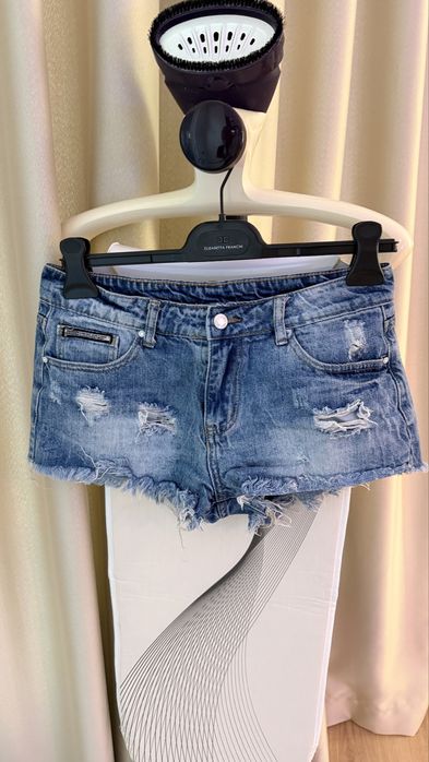 6 чифта къси панталонки Zara, Guess, Berska