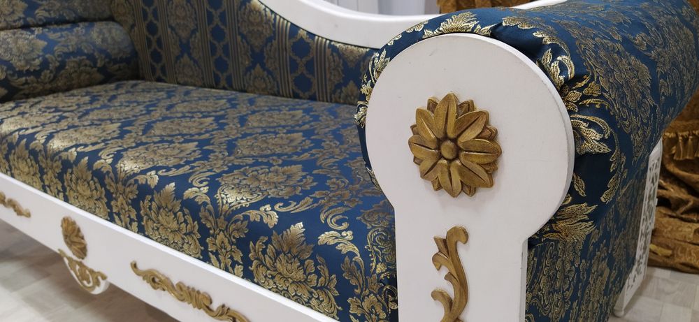 Диван софа, кушетка, банкетка.