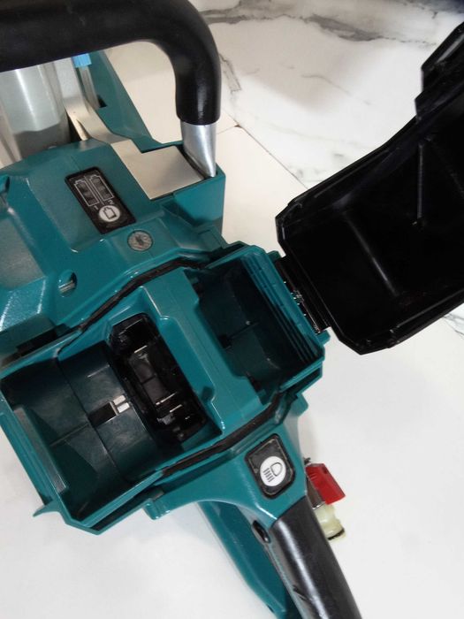 Makita DCE 090 / 2 x 5.0 Ah - Дискова резачка за бетон