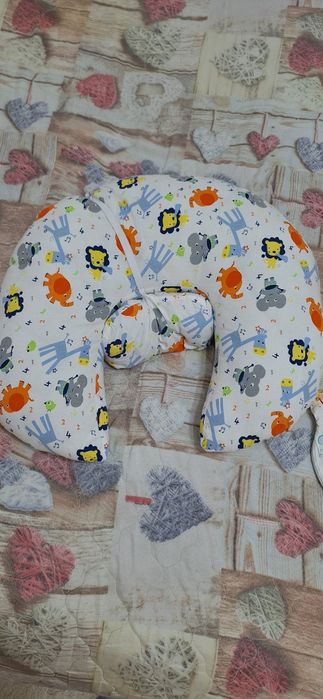 Възглавница за кърмене,хранене