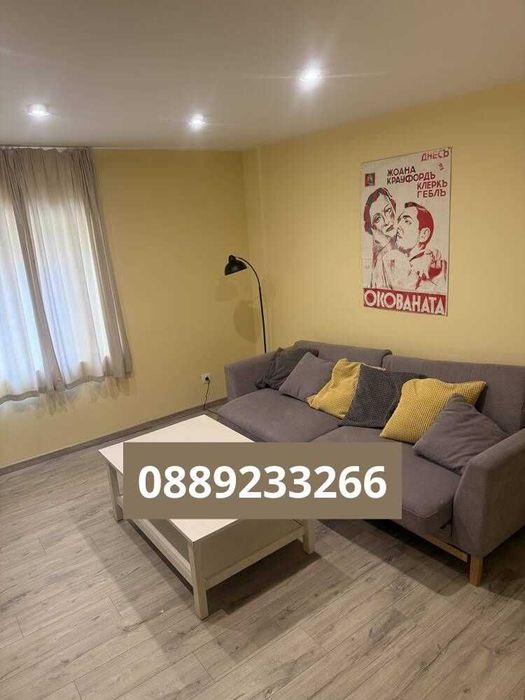 Давам под наем 3-стаен в Центъра