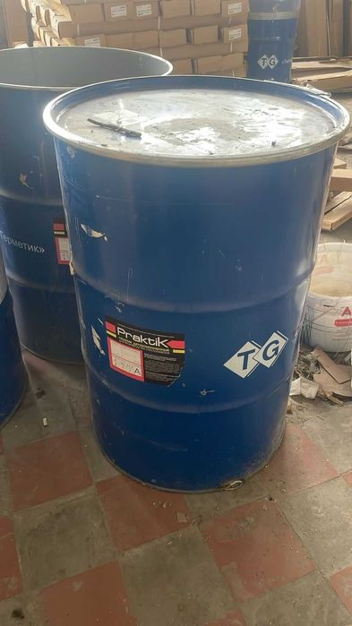 Продаются Бочки 200 литров