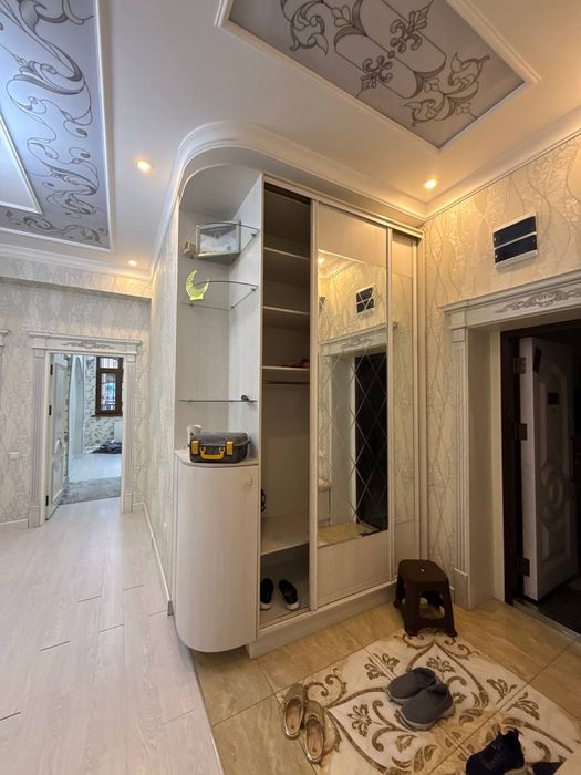 Мебел сотилади ягидей крашеный 2.90х1.70 келишамиз