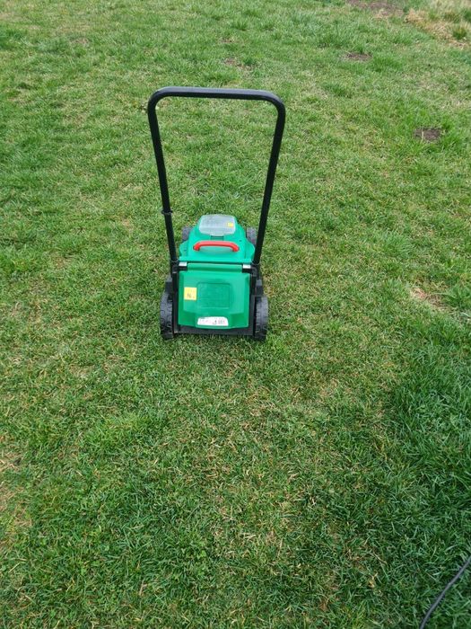 Masina tuns iarba copii