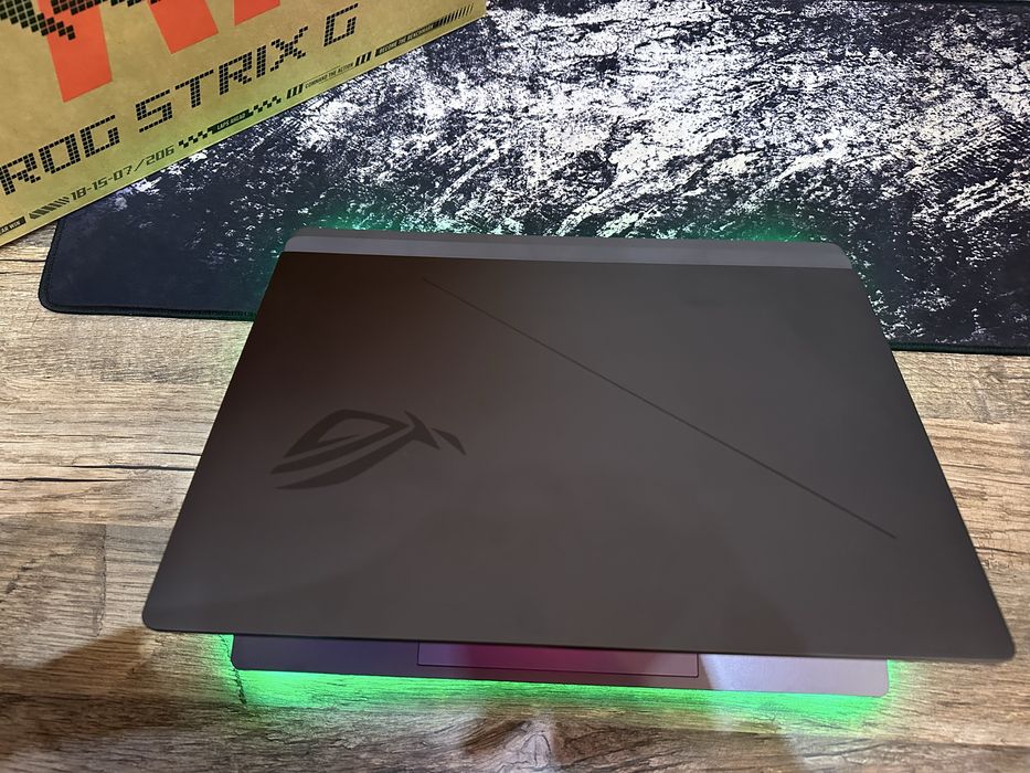 Asus Rog Strix G615J 240Hz RTX5050