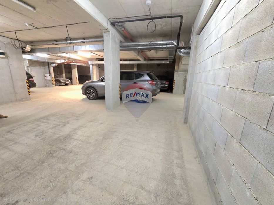Продава се Гараж / Паркомясто в Варна, Терапевтична болница - 1223 кв.м за 14 €/кв.м - Снимка #2