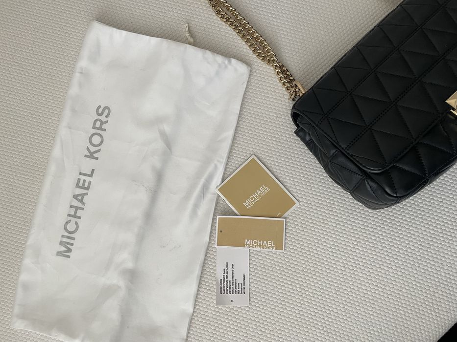 Дамска чанта естествена кожа Michael Kors