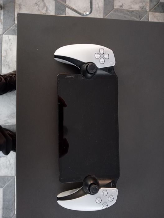 Продам Playstation Portal PS5 SONY
