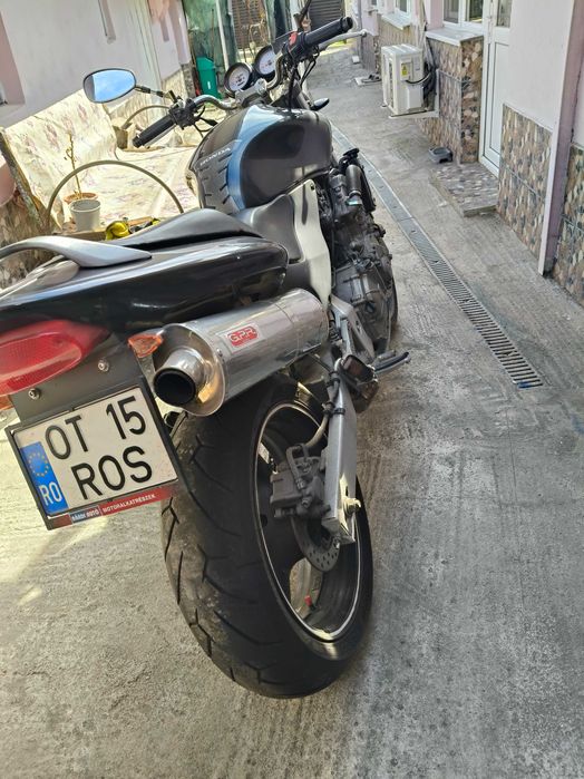 Vând Honda Hornet pc36