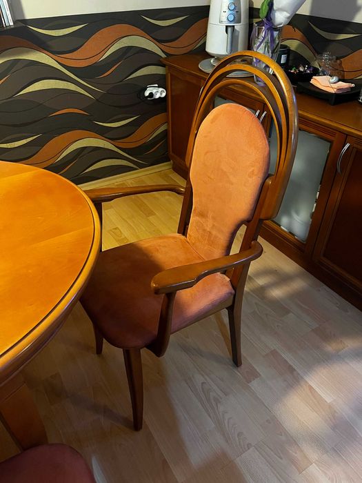 Разтегателна Трапезна Маса + 6 Стола- Масив Дърво