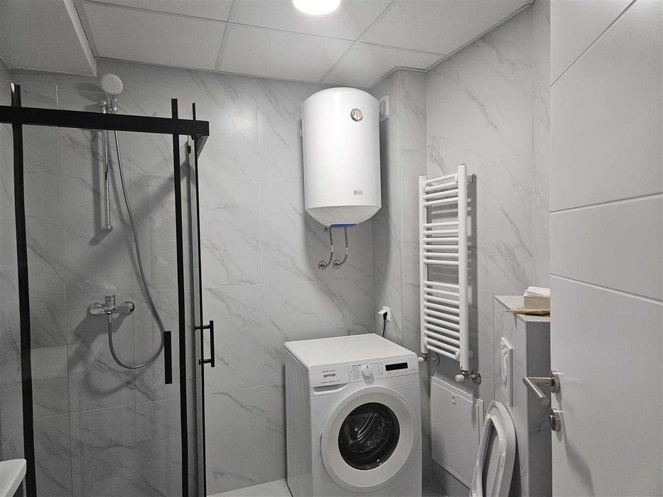 Дава се под наем Двустаен апартамент в Бургас, Славейков - 64 кв.м за 255 € - Снимка #3