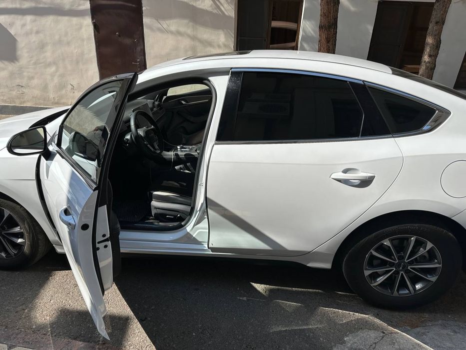 Byd Chazor sotiladi