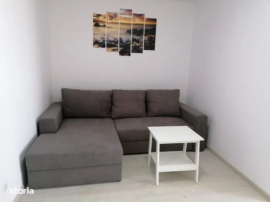 Gaarsoniera Cu parcare Nicolae Teclu