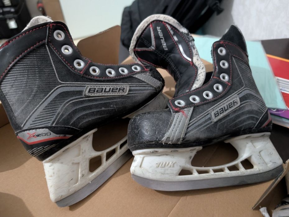 Две пары коньков bauer 31 размера