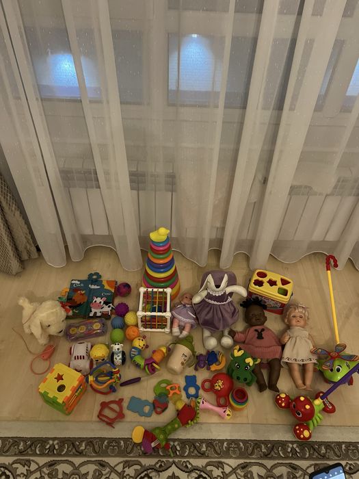 Продам детские игрушки.