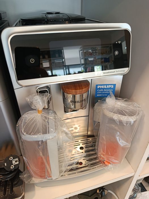 Espressor Philips aromis seria 8000