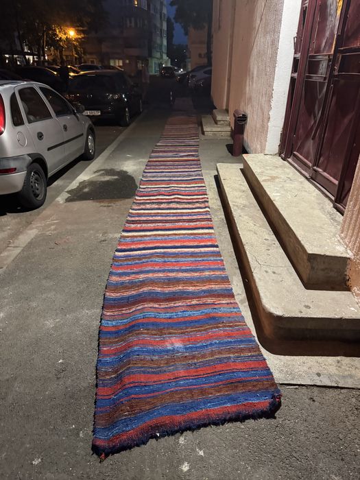 Covor tradițional moldovenesc autentic, țesut manual – peste 20 m lungime – 100% lână
