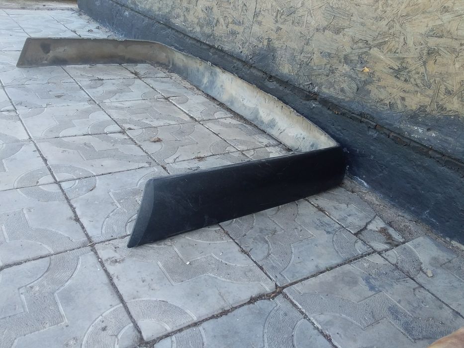 Накладка на задний бампер