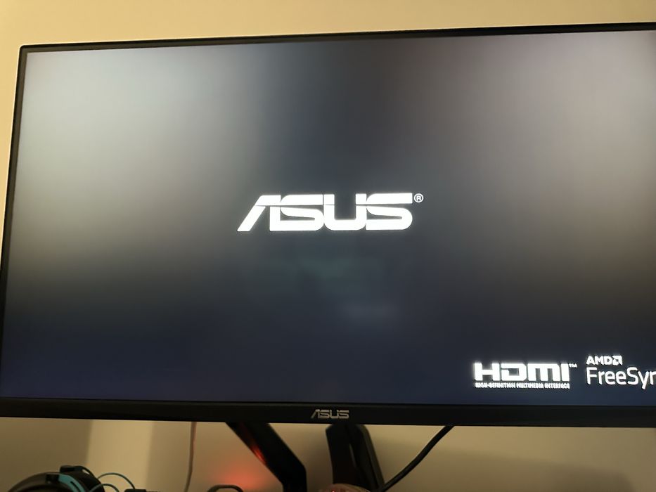 Vand monitor 4k TUF GAMING