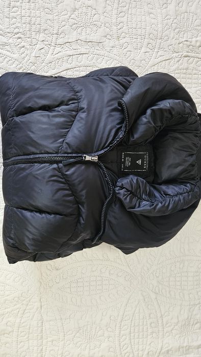 Оригинално яке Guess S размер