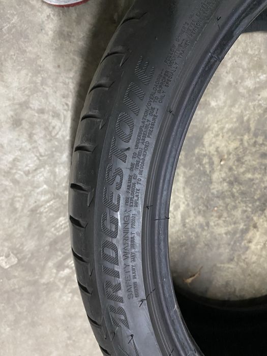 Bridgestone Potenza 255/35 19