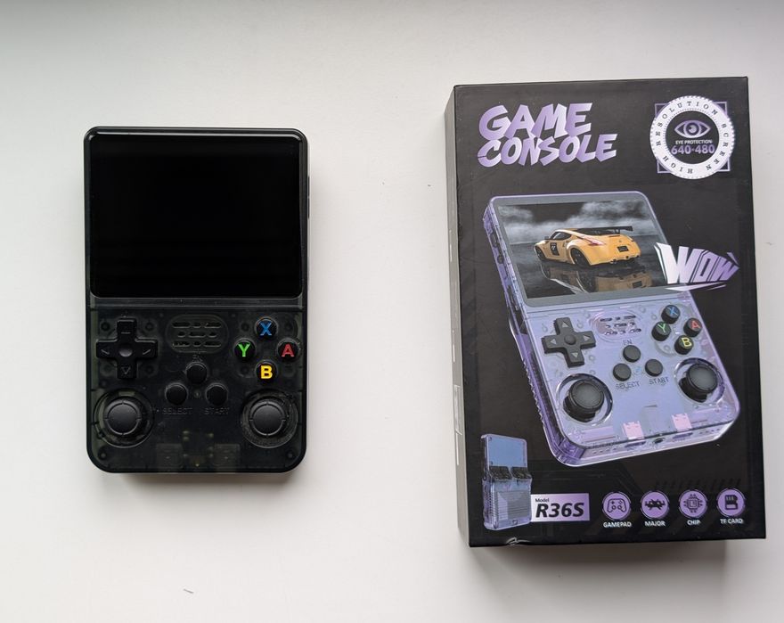 Карманная консоль R36S ArkOS