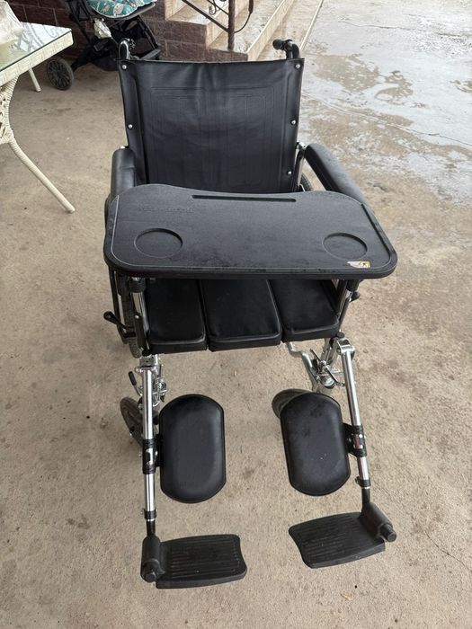 Коляска инвалидности