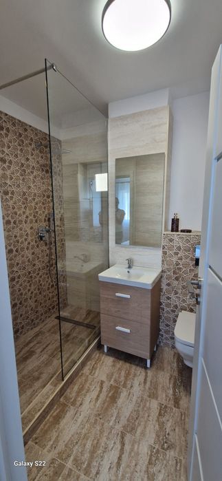 Inchiriez apartament 3 camere zona ultracentrala Targoviste