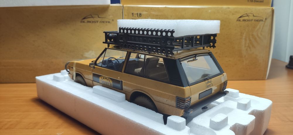 Land Rover Range Rover  Camel Trophy Sumatra 1981 - 1:18 Almost Real
