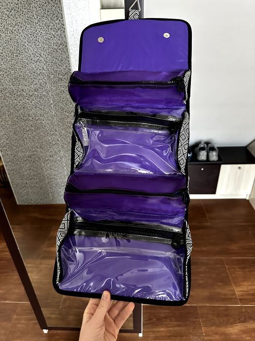 Несесер за пътуване със закачалка