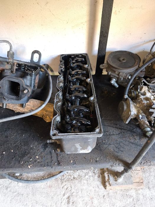 Vând piese motor Nissan Cabstar