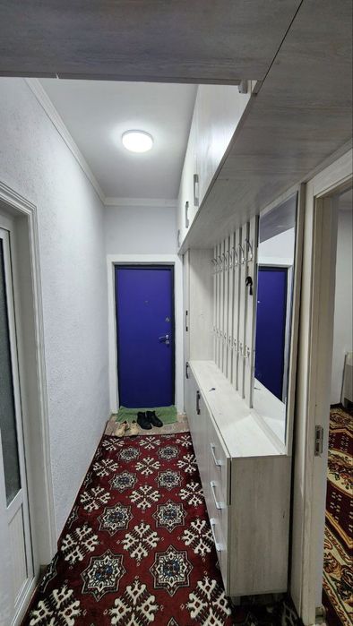 Yunsobod 10 kv 2/2/5/61 kv 2*3 balkon 2 ta meb tex bn qoladi srochniy