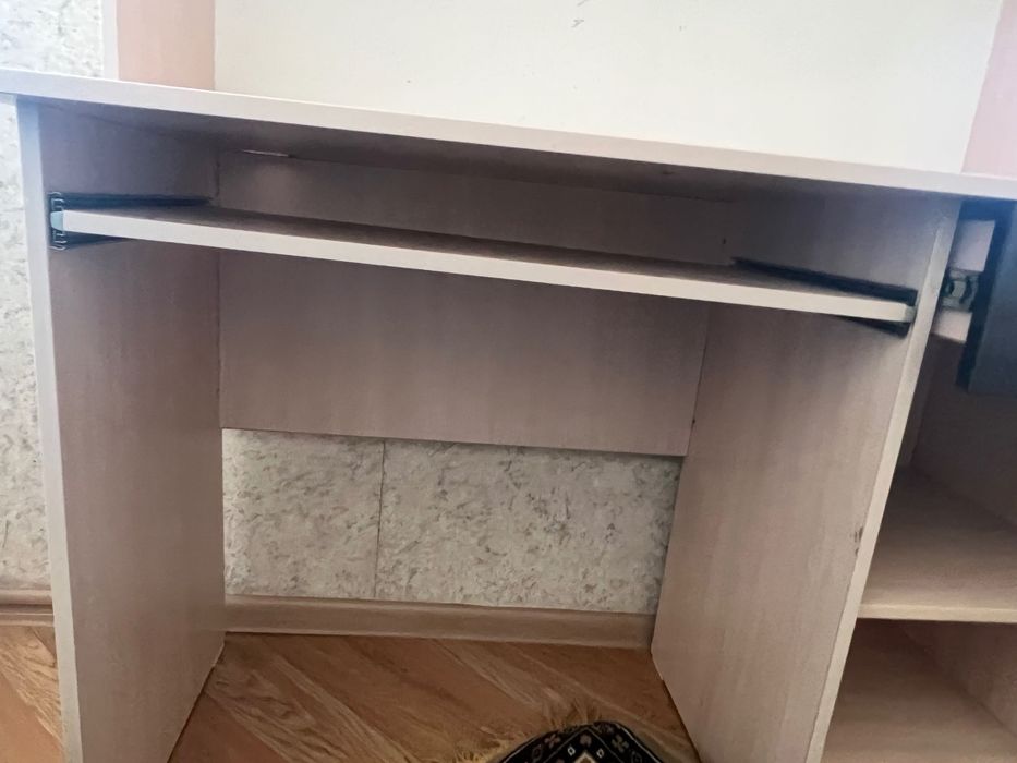 Письменный стол б/у