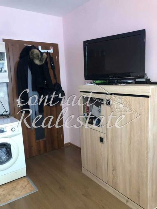 Дава се под наем Едностаен апартамент в Варна, Лятно кино Тракия - 40 кв.м за 306 € - Снимка #2