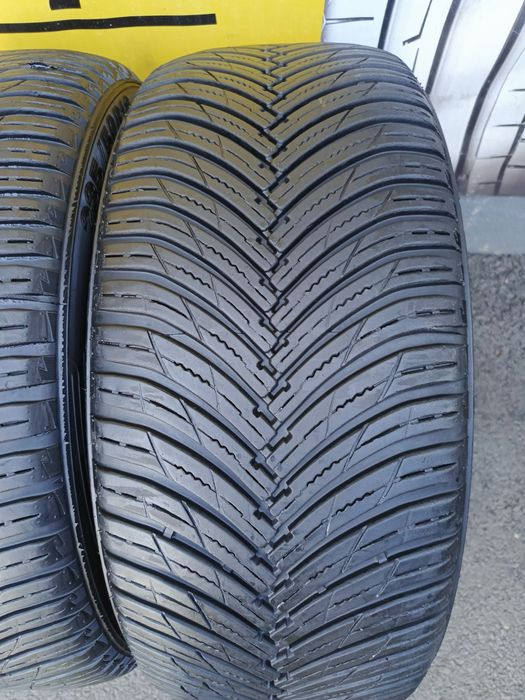 235.50.18 Maxxis All Season Second-hand