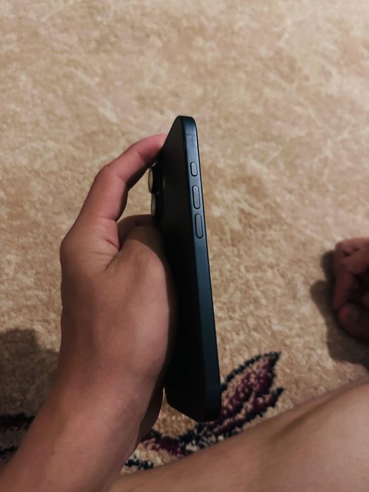 Айфон 16 с гарантей