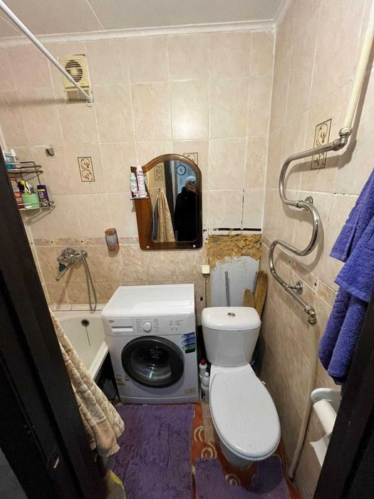 Малосемейка на ЖД Майлина 18