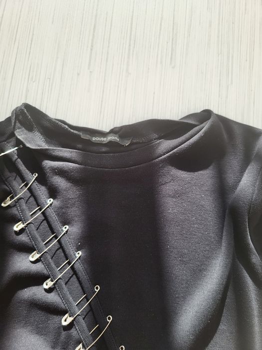 Кожена пола Bershka ,блуза PauseJeans