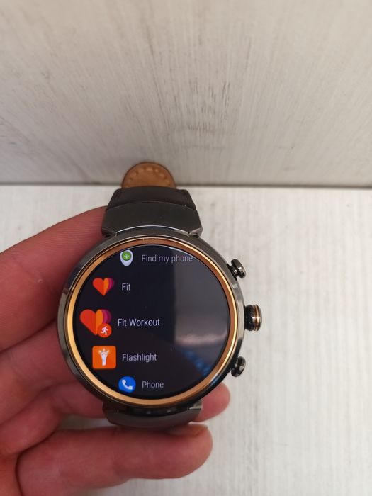 Смарт часовник ASUS Zen Watch 3
