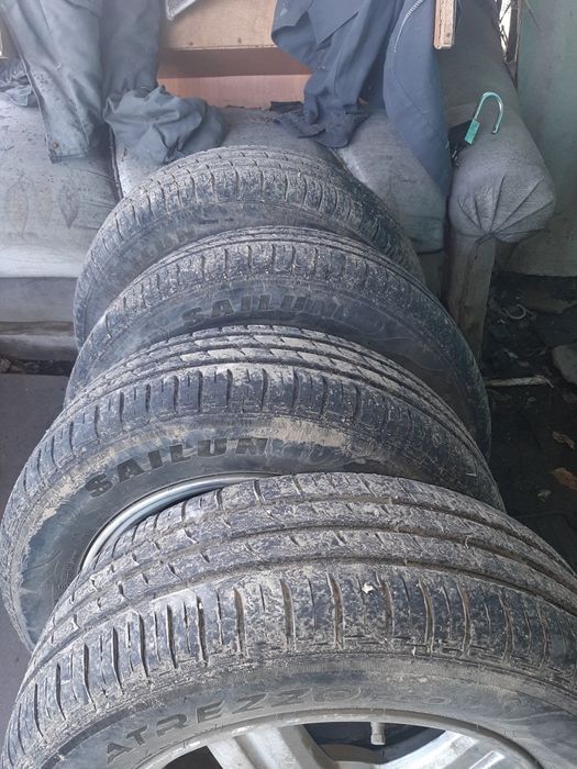 Продаю резину с дискамиТорус