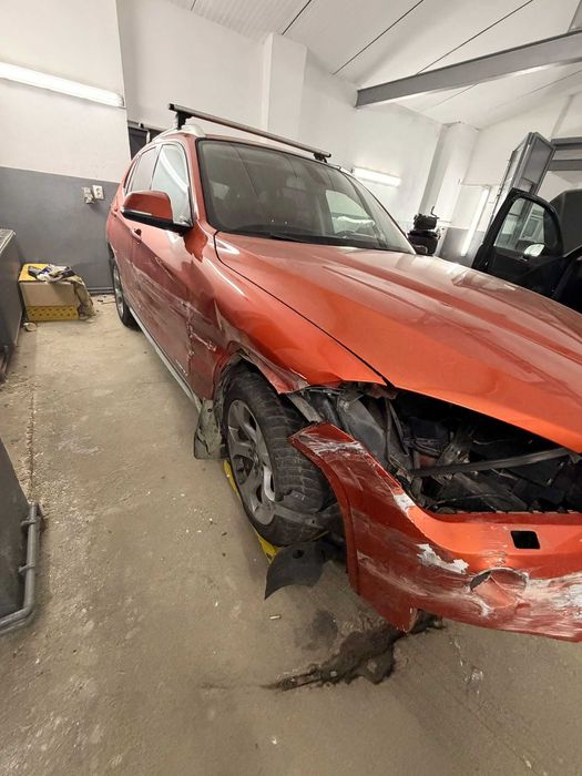 BMW X1 AVARIAT km reali 100%