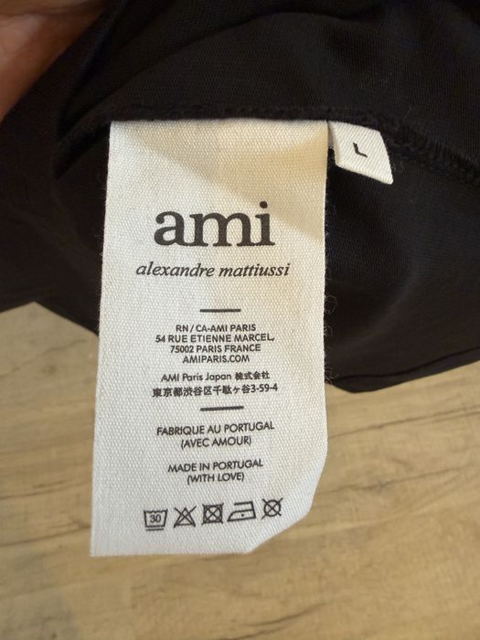 Tricou Ami, negru, logo brodat si piele, masura L, bumbac 100%, fara eticheta dar este nou nepurtat