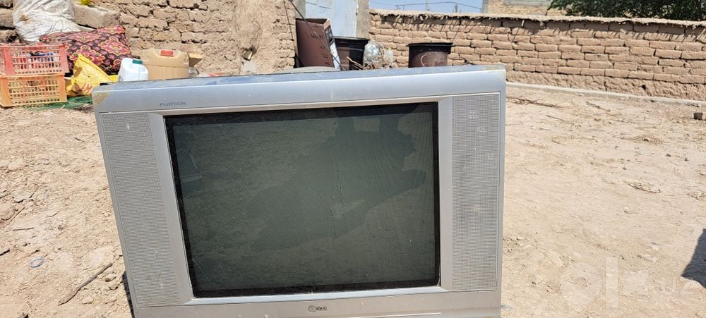 Televizor sotiladi kelishamiz