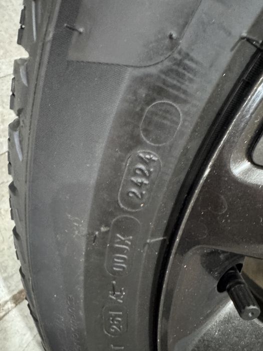 Li запасное колесо