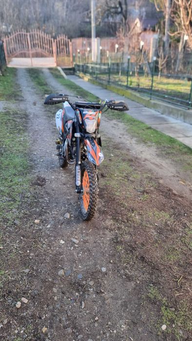 Vând cross 140 cm kxd