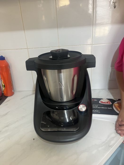 Atvel kitchenBot M1 кухонный комбайн