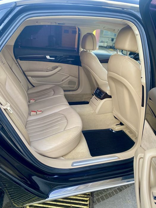 Audi A8 Benzină • 310 CP • Full • Suspensie pneumatică