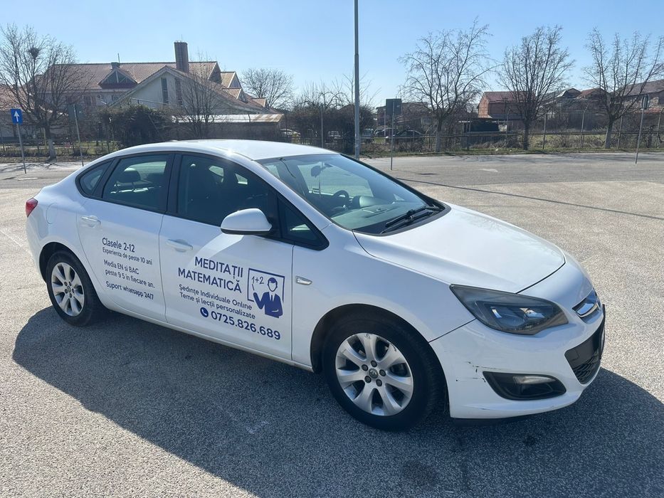 Opel Astra J. 1.6 + GPL