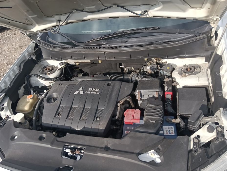 Митсубиши АСХ 1.8 ДИД 4х4 всички екстри