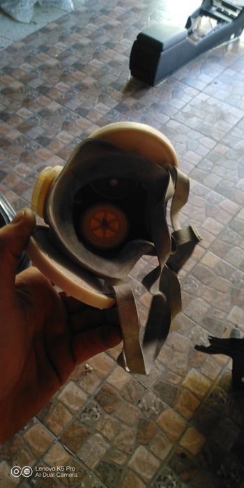 Газова маска (нова)